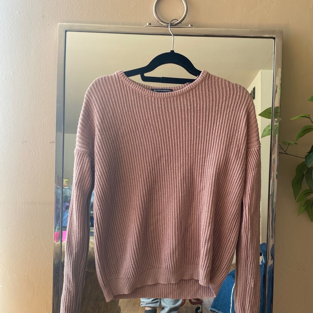 Brandy Melville sweater 💕